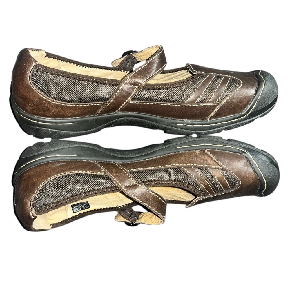 Keen Calistoga Leather Mary Jane Shoes 
Size 10